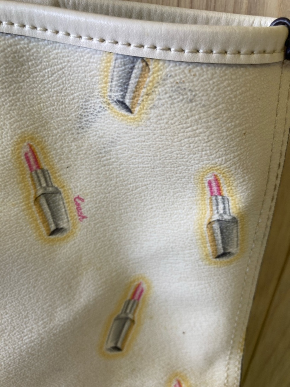 Coach City Tote Bag With Lipstick Print (OKPM-04-056) - Picture 4 of 15